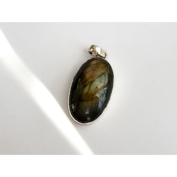 Labradorite XL Gemstone Bezel Set Sterling Silver 925 Vintage Statement Pendant - Picture 8 of 10
